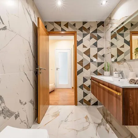 Serenity Costa Da Caparica 알마다