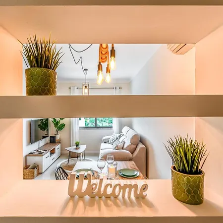 Serenity Costa Da Caparica * 알마다